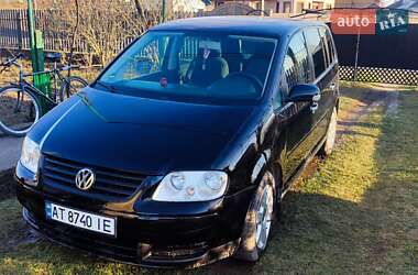 Минивэн Volkswagen Touran 2005 в 