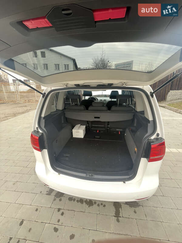 Мінівен Volkswagen Touran 2011 в Бориславі