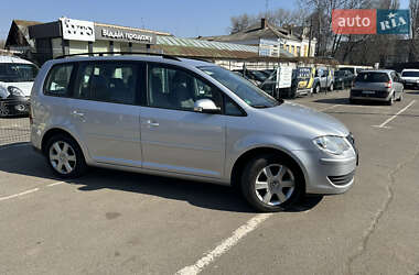 Мінівен Volkswagen Touran 2008 в 