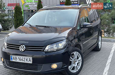 Минивэн Volkswagen Touran 2011 в 