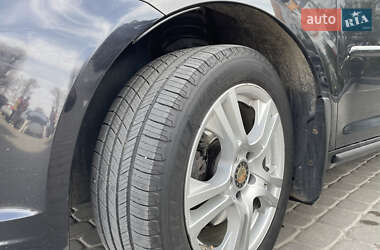 Минивэн Volkswagen Touran 2011 в 