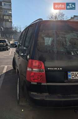 Мінівен Volkswagen Touran 2003 в 