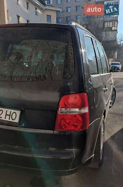 Мінівен Volkswagen Touran 2003 в 