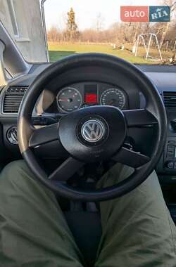 Мінівен Volkswagen Touran 2003 в 