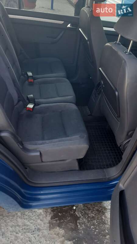 Мінівен Volkswagen Touran 2011 в Бориславі