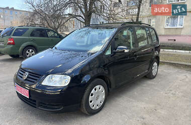 Минивэн Volkswagen Touran 2005 в 