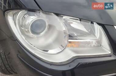 Минивэн Volkswagen Touran 2009 в 