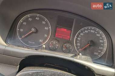 Мінівен Volkswagen Touran 2004 в 