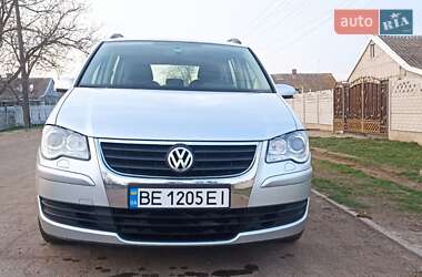 Мінівен Volkswagen Touran 2008 в 