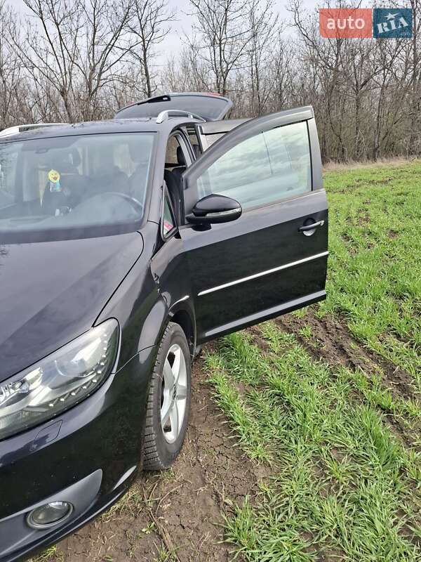 Мінівен Volkswagen Touran 2013 в Подільську