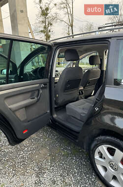 Мінівен Volkswagen Touran 2005 в 