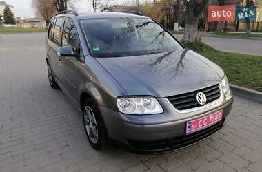Минивэн Volkswagen Touran 2004 в 
