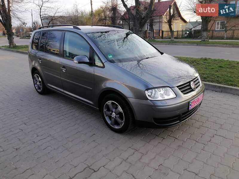 Мінівен Volkswagen Touran 2003 в Львові фото 5 Мінівен Volkswagen Touran 2003 в Львові