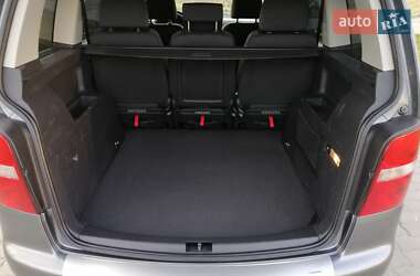 Минивэн Volkswagen Touran 2004 в 