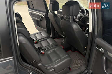 Минивэн Volkswagen Touran 2015 в 