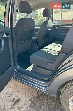 Минивэн Volkswagen Touran 2007 в 