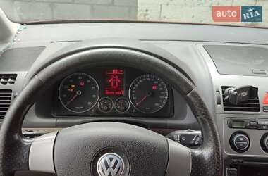 Мінівен Volkswagen Touran 2007 в 
