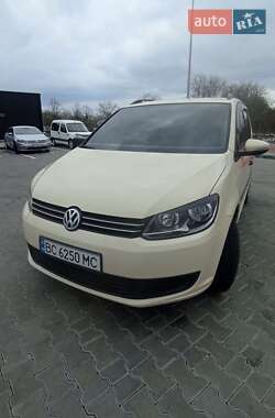 Мінівен Volkswagen Touran 2011 в 