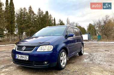 Минивэн Volkswagen Touran 2005 в 