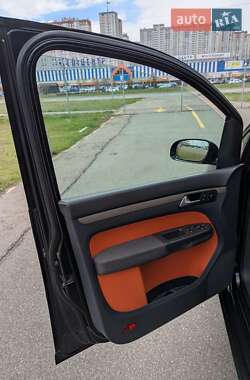 Мінівен Volkswagen Touran 2008 в 
