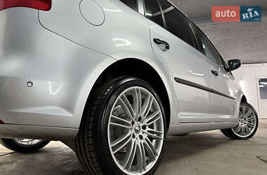 Минивэн Volkswagen Touran 2014 в 