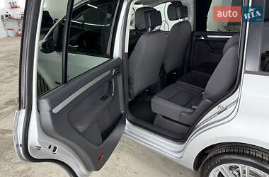 Минивэн Volkswagen Touran 2014 в 