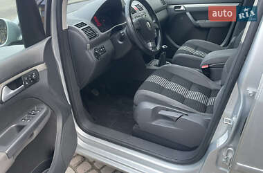 Минивэн Volkswagen Touran 2009 в 