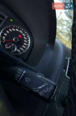 Минивэн Volkswagen Touran 2010 в 