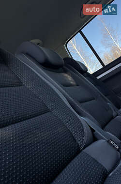 Минивэн Volkswagen Touran 2010 в 