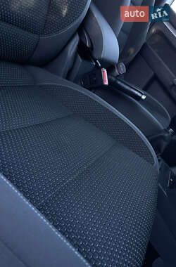 Минивэн Volkswagen Touran 2010 в 