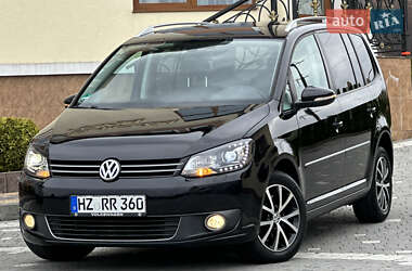 Минивэн Volkswagen Touran 2011 в 