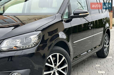 Минивэн Volkswagen Touran 2011 в 
