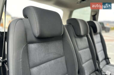 Минивэн Volkswagen Touran 2011 в 