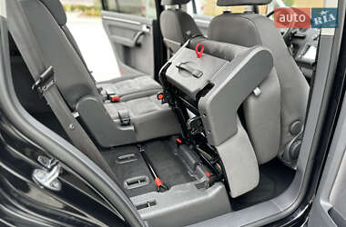 Минивэн Volkswagen Touran 2011 в 