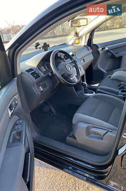 Мінівен Volkswagen Touran 2010 в 