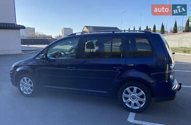 Минивэн Volkswagen Touran 2009 в 