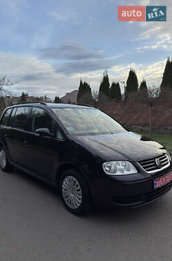 Мінівен Volkswagen Touran 2005 в 