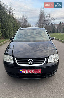 Мінівен Volkswagen Touran 2005 в 