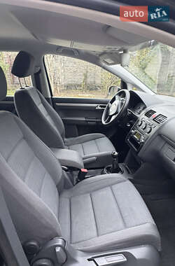 Мінівен Volkswagen Touran 2005 в 