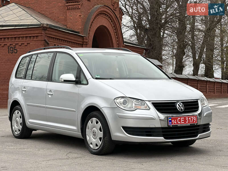 Volkswagen Touran 2009