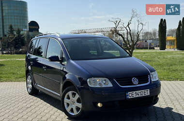 Минивэн Volkswagen Touran 2003 в 