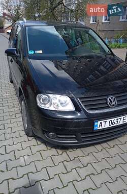 Мінівен Volkswagen Touran 2006 в 