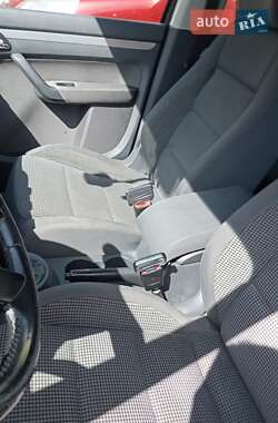 Мінівен Volkswagen Touran 2006 в 