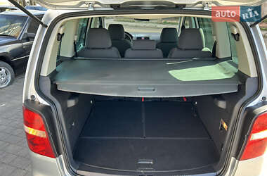 Минивэн Volkswagen Touran 2006 в 