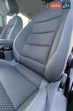 Мінівен Volkswagen Touran 2015 в 