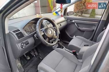 Минивэн Volkswagen Touran 2004 в 