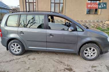 Минивэн Volkswagen Touran 2004 в 