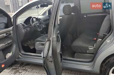 Минивэн Volkswagen Touran 2004 в 