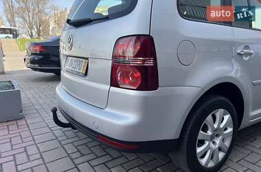 Минивэн Volkswagen Touran 2007 в 