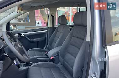 Минивэн Volkswagen Touran 2007 в 